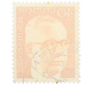 Почтовая марка 40 пфеннигов 1971 года Западная Германия (ФРГ) «Президент Густав Хайнеман» — Фото №2