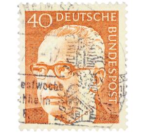 Почтовая марка 40 пфеннигов 1971 года Западная Германия (ФРГ) «Президент Густав Хайнеман» — Фото №1