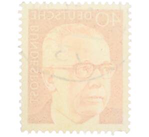 Почтовая марка 40 пфеннигов 1971 года Западная Германия (ФРГ) «Президент Густав Хайнеман» — Фото №2