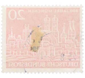 Почтовая марка 20 пфеннигов 1958 года Западная Германия (ФРГ) «800-летие Мюнхена»