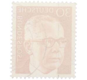 Почтовая марка 30 пфеннигов 1971 года Западная Германия (ФРГ) «Президент Густав Хайнеман» — Фото №2