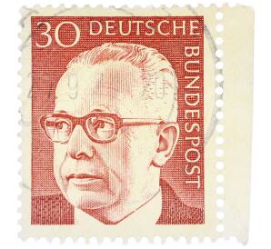 Почтовая марка 30 пфеннигов 1971 года Западная Германия (ФРГ) «Президент Густав Хайнеман» — Фото №1