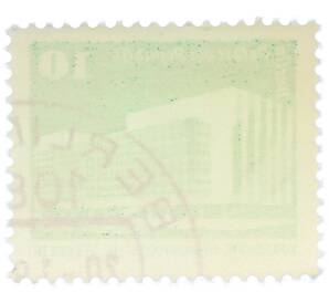 Почтовая марка 10 пфеннигов 1980 года Восточная Германия (ГДР) «Дворец Республики» — Фото №2