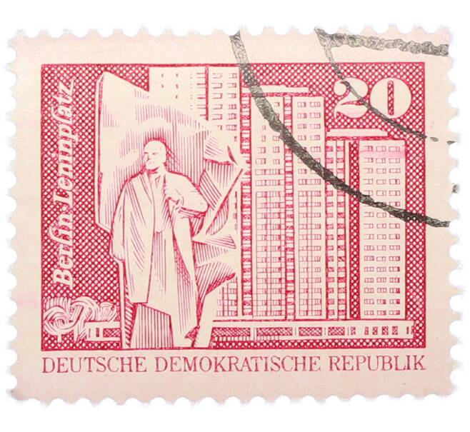 Почтовая марка 20 пфеннигов 1973 года Восточная Германия (ГДР) «Площадь Ленина в Берлине» (Артикул: T11-37033) — Фото №1
