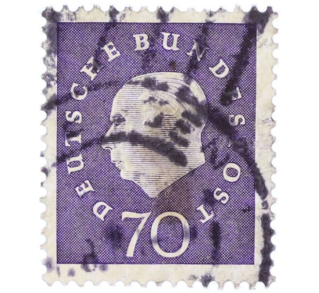 Почтовая марка 70 пфеннигов 1959 года Западная Германия (ФРГ) «Теодор Хойс» (Артикул: T11-37039) — Фото №1