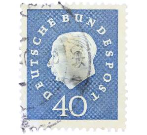 Почтовая марка 40 пфеннигов 1959 года Западная Германия (ФРГ) «Теодор Хойс» — Фото №1