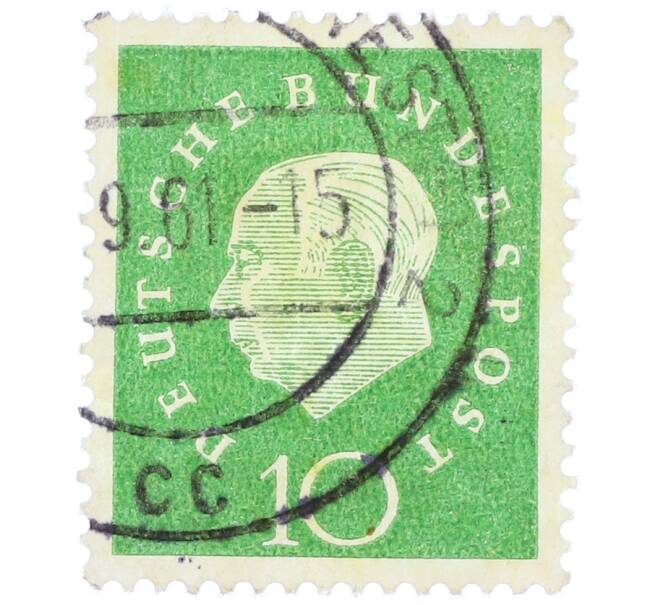 Почтовая марка 10 пфеннигов 1959 года Западная Германия (ФРГ) «Теодор Хойс» (Артикул: T11-37058) — Фото №1