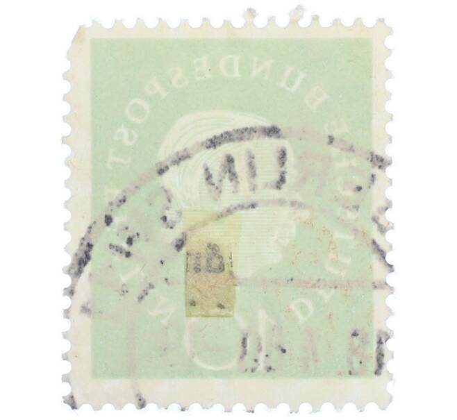 Почтовая марка 10 пфеннигов 1959 года Западная Германия (ФРГ) «Теодор Хойс» (Артикул: T11-37059) — Фото №2