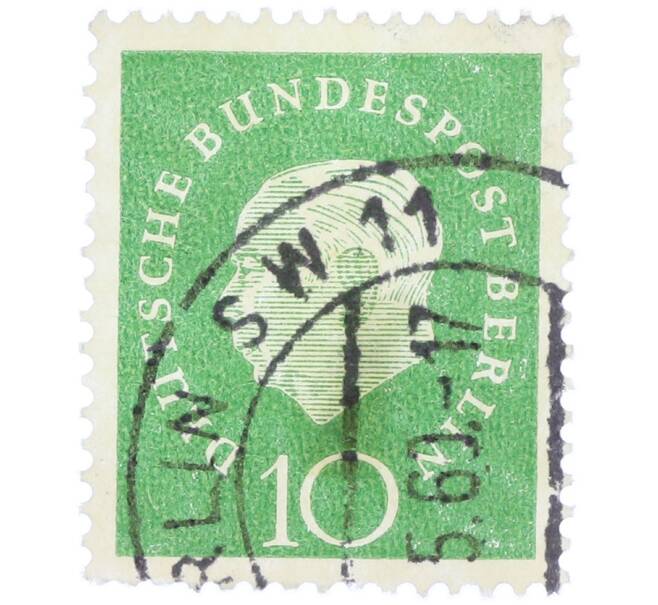 Почтовая марка 10 пфеннигов 1959 года Западная Германия (ФРГ) «Теодор Хойс» (Артикул: T11-37072) — Фото №1