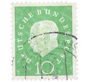 Почтовая марка 10 пфеннигов 1959 года Западная Германия (ФРГ) «Теодор Хойс» — Фото №1