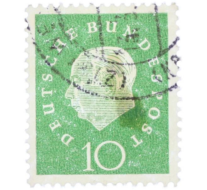 Почтовая марка 10 пфеннигов 1959 года Западная Германия (ФРГ) «Теодор Хойс» (Артикул: T11-37075) — Фото №1