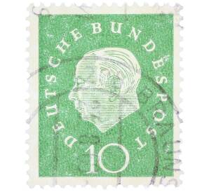Почтовая марка 10 пфеннигов 1959 года Западная германия (ФРГ) «Теодор Хойс» — Фото №1