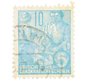 Почтовая марка 10 пфеннигов 1955 года Восточная Германия (ГДР) «Пятилетний план — Крестьянин и рабочий» — Фото №1