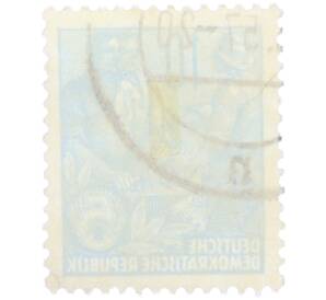 Почтовая марка 10 пфеннигов 1955 года Восточная Германия (ГДР) «Пятилетний план — Крестьянин и рабочий» — Фото №2