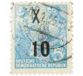 Почтовая марка 10 пфеннигов 1954 года Восточная Германия (ГДР) «Пятилетний план — Крестьянин и рабочий» (Надпечатка на 12 марках 1953 года) (Артикул: T11-37144) — Фото №1