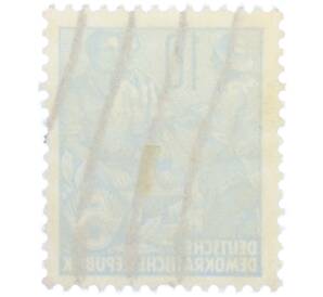 Почтовая марка 10 пфеннигов 1955 года Восточная Германия (ГДР) «Пятилетний план — Крестьянин и рабочий» — Фото №2