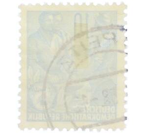 Почтовая марка 10 пфеннигов 1955 года Восточная Германия (ГДР) «Пятилетний план — Крестьянин и рабочий» — Фото №2