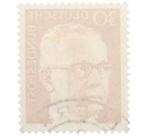 Почтовая марка 30 пфеннигов 1971 года Западная Германия (ФРГ) «Президент Густав Хайнеман» — Фото №2