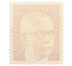 Почтовая марка 30 пфеннигов 1971 года Западная Германия (ФРГ) «Президент Густав Хайнеман» — Фото №2