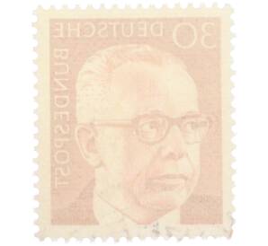 Почтовая марка 30 пфеннигов 1971 года Западная Германия (ФРГ) «Президент Густав Хайнеман» — Фото №2