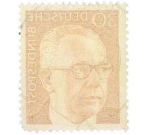 Почтовая марка 30 пфеннигов 1971 года Западная Германия (ФРГ) «Президент Густав Хайнеман» — Фото №2