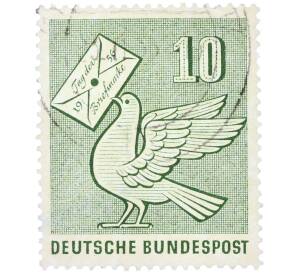 Почтовая марка 10 пфеннигов 1956 года Западная Германия (ФРГ) «Почтовый голубь» — Фото №1