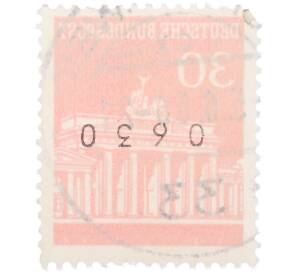 Почтовая марка 30 пфеннигов 1966 года Западная Германия (ФРГ) «Бранденбургские ворота» — Фото №2
