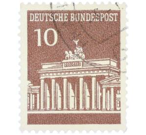 Почтовая марка 10 пфеннигов 1966 года Западная Германия (ФРГ) «Бранденбургские ворота» — Фото №1