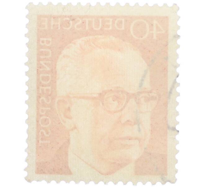 Почтовая марка 40 пфеннигов 1971 года Западная Германия (ФРГ) «Президент Густав Хайнеман» (Артикул: T11-37477) — Фото №2