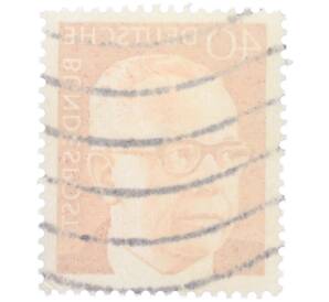 Почтовая марка 40 пфеннигов 1971 года Западная Германия (ФРГ) «Президент Густав Хайнеман» — Фото №2