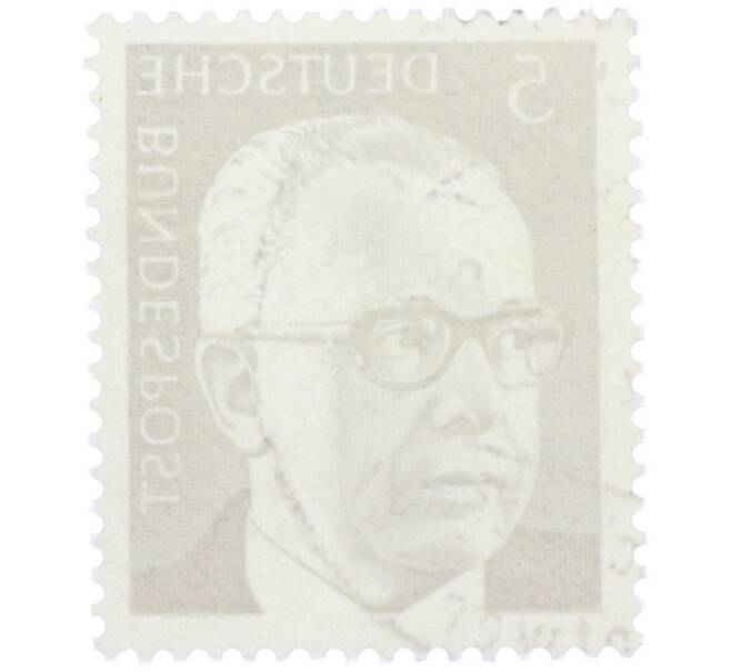 Почтовая марка 5 пфеннигов 1970 года Западная Германия (ФРГ) «Президент Густав Хайнеман» (Артикул: T11-37630) — Фото №2