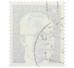 Почтовая марка 50 пфеннигов 1971 года Западная Германия (ФРГ) «Президент Густав Хайнеман» — Фото №2