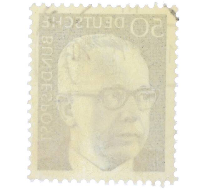 Почтовая марка 50 пфеннигов 1971 года Западная Германия (ФРГ) «Президент Густав Хайнеман» (Артикул: T11-37646) — Фото №2