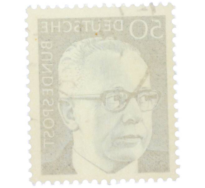 Почтовая марка 50 пфеннигов 1971 года Западная Германия (ФРГ) «Президент Густав Хайнеман» (Артикул: T11-37655) — Фото №2