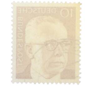 Почтовая марка 10 пфеннигов 1970 года Западная Германия (ФРГ) «Президент Густав Хайнеман» — Фото №2