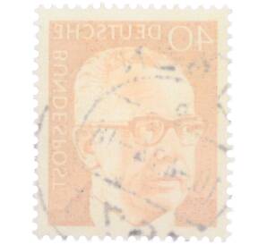 Почтовая марка 40 пфеннигов 1971 года Западная Германия (ФРГ) «Президент Густав Хайнеман» — Фото №2