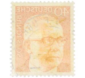 Почтовая марка 40 пфеннигов 1971 года Западная Германия (ФРГ) «Президент Густав Хайнеман» — Фото №2