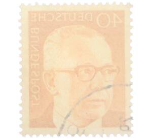 Почтовая марка 40 пфеннигов 1971 года Западная Германия (ФРГ) «Президент Густав Хайнеман» — Фото №2