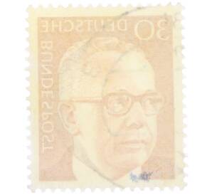 Почтовая марка 30 пфеннигов 1971 года Западная Германия (ФРГ) «Президент Густав Хайнеман» — Фото №2