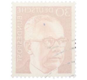 Почтовая марка 30 пфеннигов 1971 года Западная Германия (ФРГ) «Президент Густав Хайнеман» — Фото №2