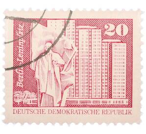 Почтовая марка 20 пфеннигов 1973 года Восточная Германия (ГДР) «Площадь Ленина в Берлине» — Фото №1