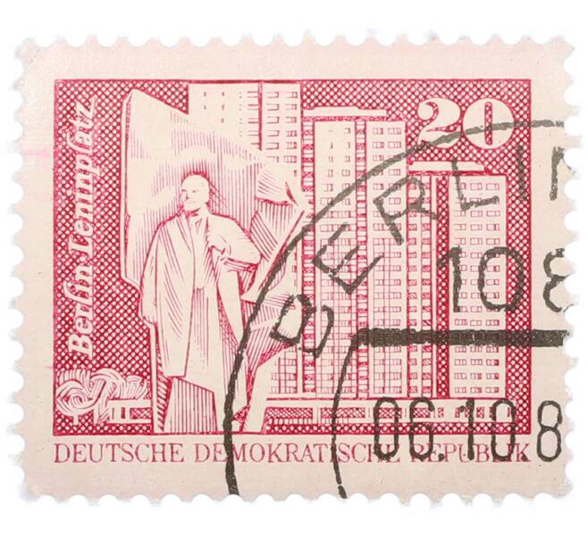Почтовая марка 20 пфеннигов 1973 года Восточная Германия (ГДР) «Площадь Ленина в Берлине» (Артикул: T11-37953) — Фото №1