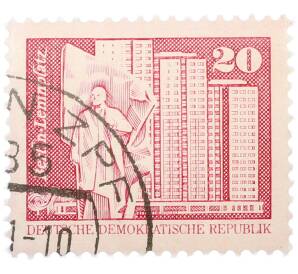 Почтовая марка 20 пфеннигов 1973 года Восточная Германия (ГДР) «Площадь Ленина в Берлине» — Фото №1