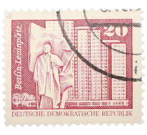 Почтовая марка 20 пфеннигов 1973 года Восточная Германия (ГДР) «Площадь Ленина в Берлине» — Фото №1
