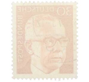 Почтовая марка 30 пфеннигов 1971 года Западная Германия (ФРГ) «Президент Густав Хайнеман»