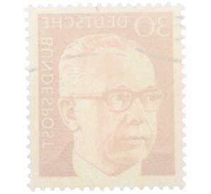 Почтовая марка 30 пфеннигов 1971 года Западная Германия (ФРГ) «Президент Густав Хайнеман»