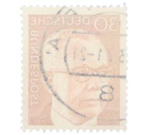 Почтовая марка 30 пфеннигов 1971 года Западная Германия (ФРГ) «Президент Густав Хайнеман» — Фото №2