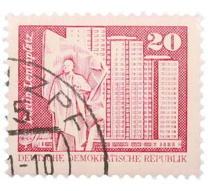Почтовая марка 20 пфеннигов 1973 года Восточная Германия (ГДР) «Площадь Ленина в Берлине» — Фото №1