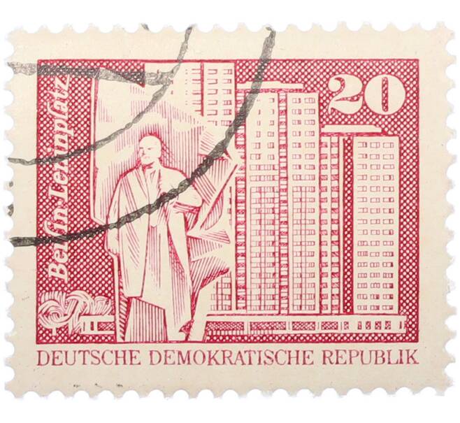 Почтовая марка 20 пфеннигов 1973 года Восточная Германия (ГДР) «Площадь Ленина в Берлине» (Артикул: T11-38154) — Фото №1