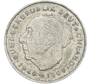 2 марки 1971 года D Западная Германия (ФРГ) «Теодор Хойс» — Фото №1